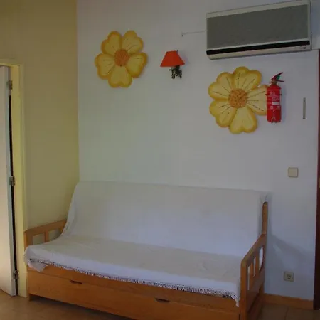 Camping & Bungalows Ponte Das Tres Entradas 2*